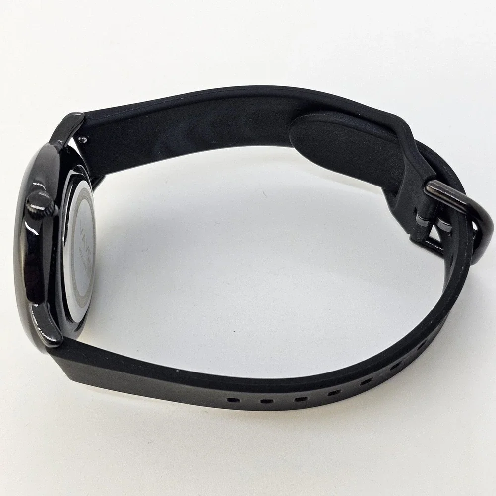 Men's Watch‎ Easy Read Black Dial 38MM Black Case Plastic Bands New Battery